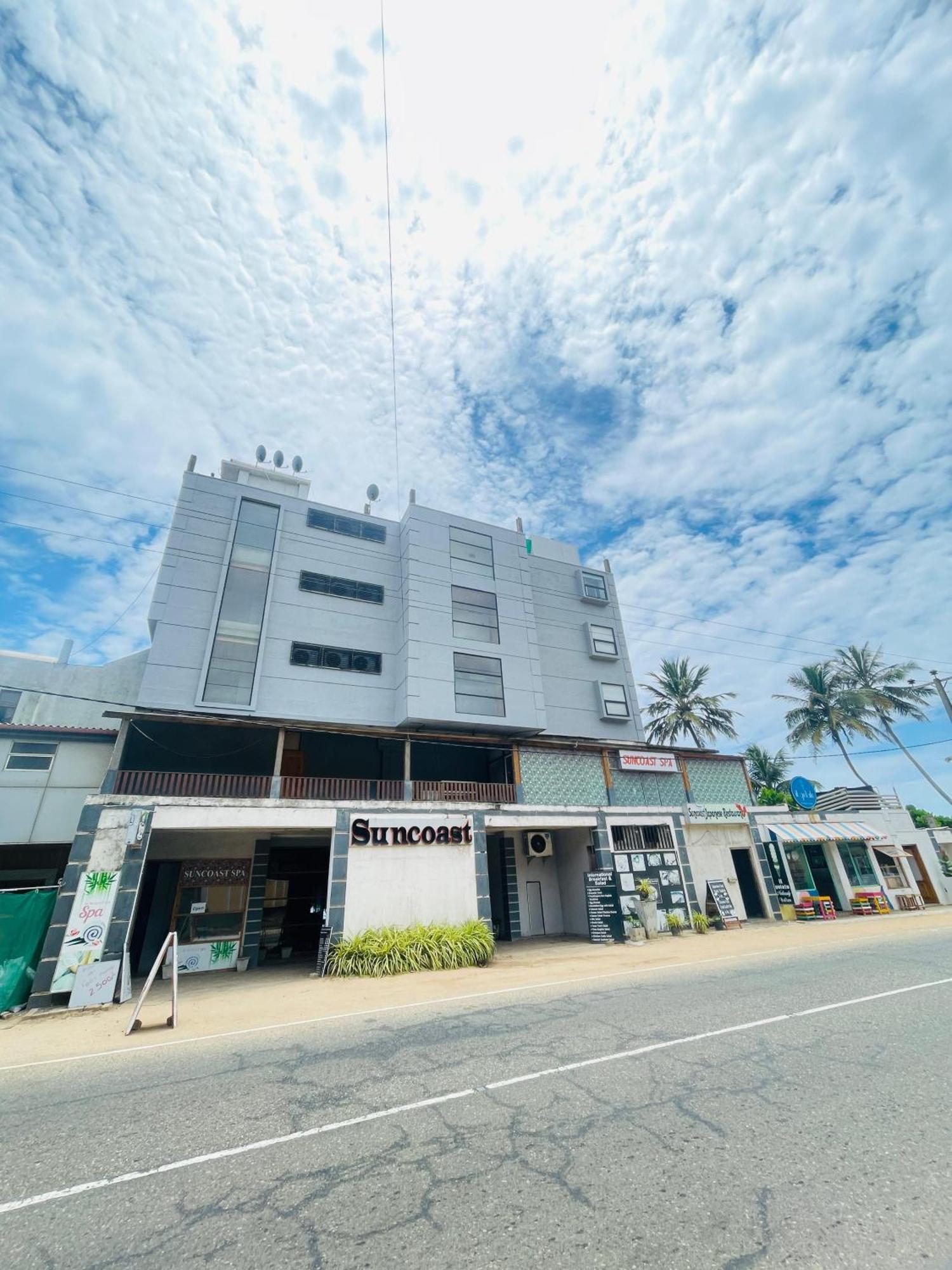 Suncoast Beach Hotel Мірісса Екстер'єр фото